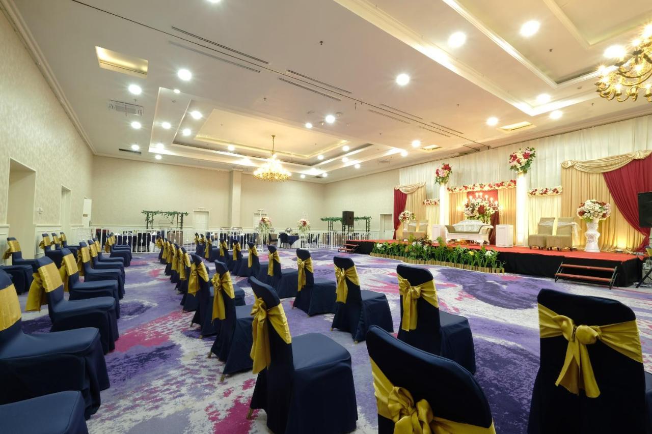 Aryaduta Makassar Extérieur photo