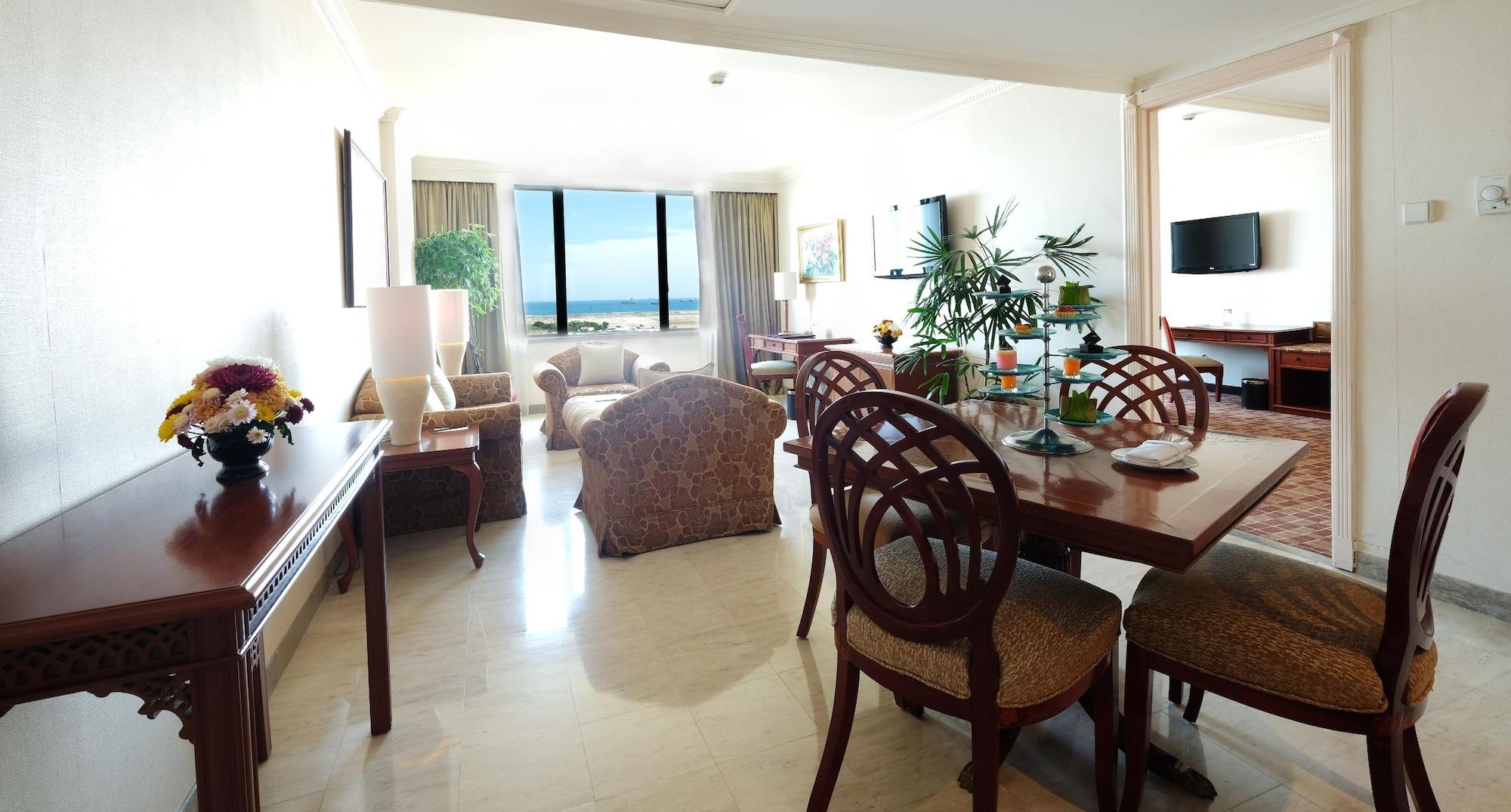 Aryaduta Makassar Extérieur photo
