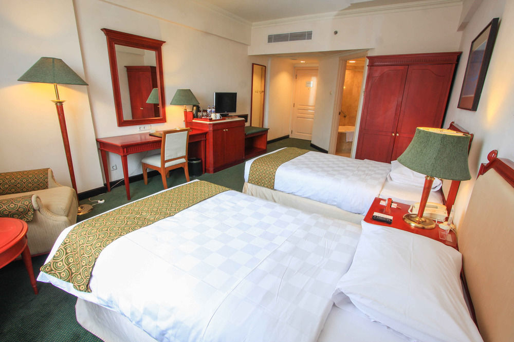 Aryaduta Makassar Extérieur photo